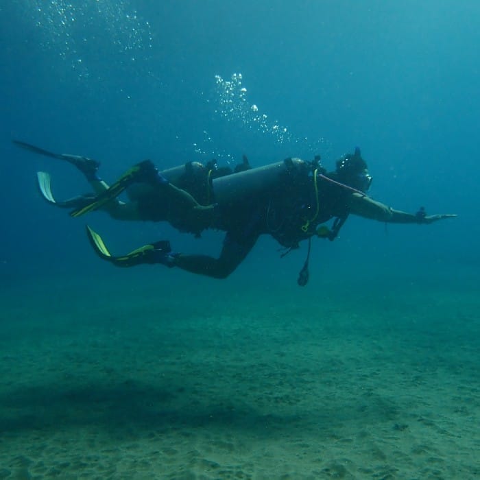 Advanced dive course on Maui